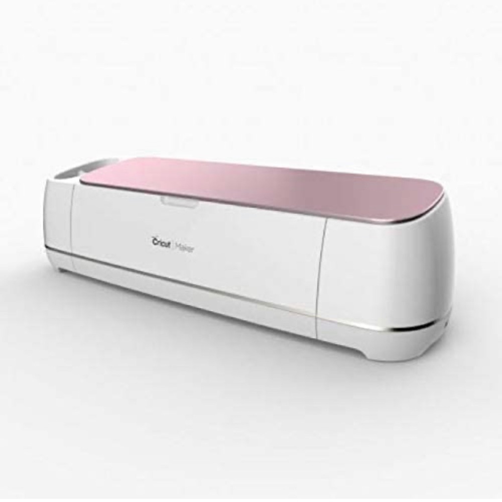 Selling my Cricut Maker machine. EUC